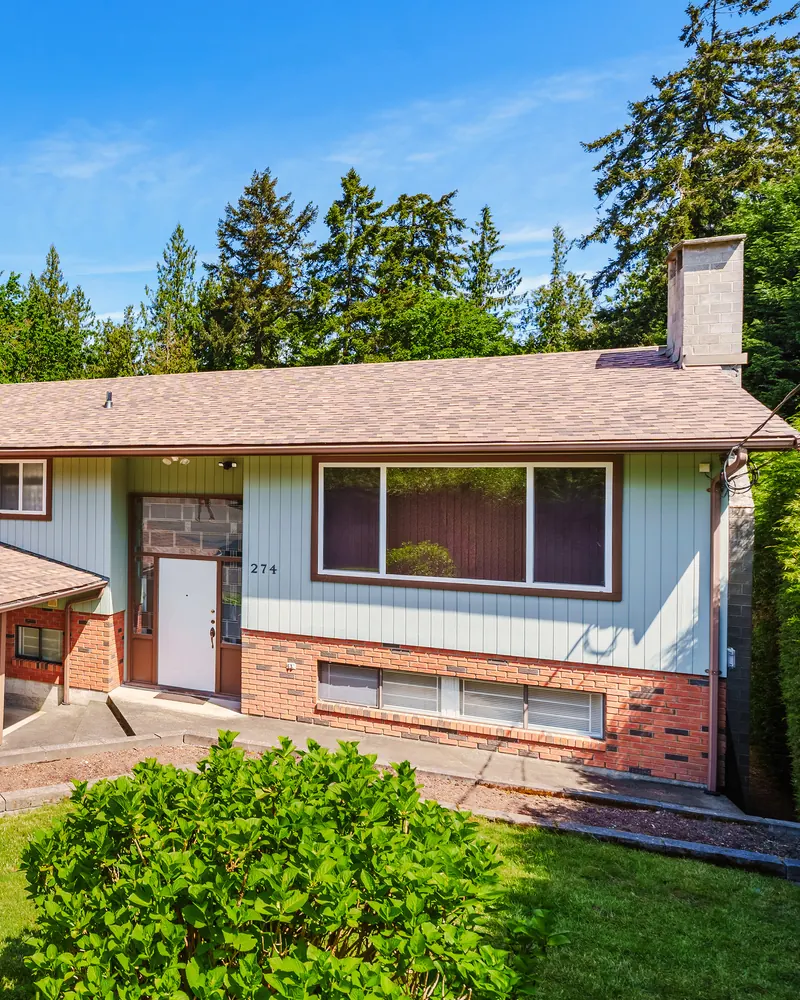 The front of 274 Emery Way